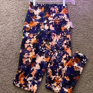 🕺Women’s Extra High Rise leggings NWT